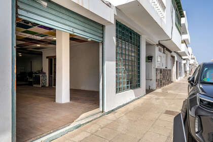 Geschäftslokal zu verkaufen in , Altavista, Arrecife, Lanzarote. 